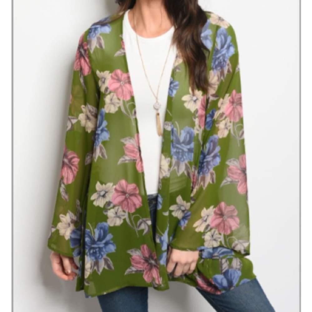 🌸🌺🌸🌺Green Floral Kimono🌸🌺🌸🌺
